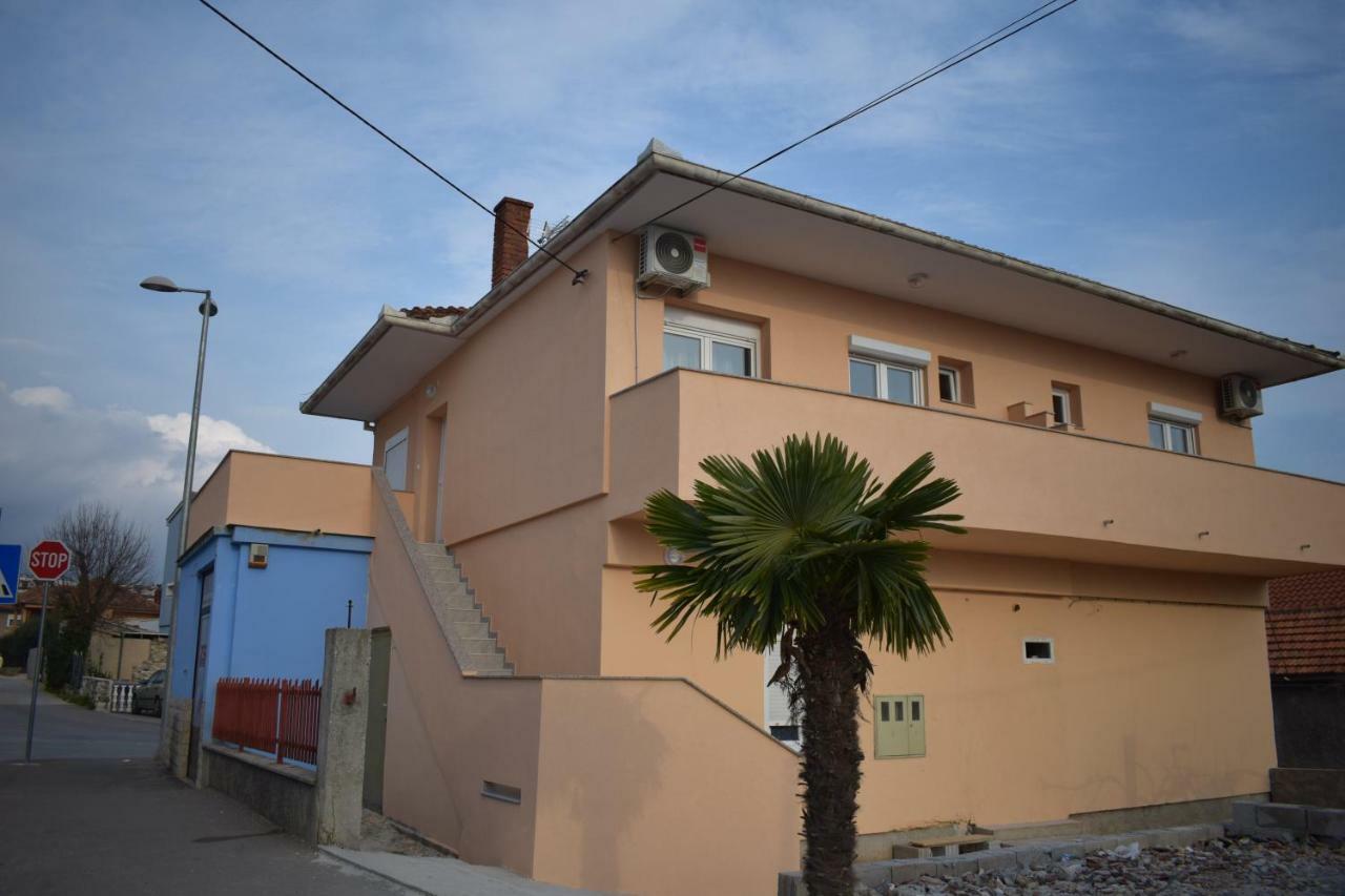 Apartments Nediljko & Mila Ζαντάρ Εξωτερικό φωτογραφία
