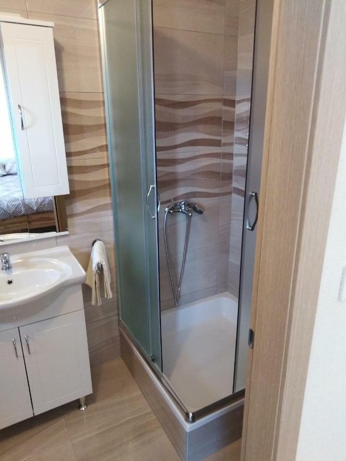 Apartments Nediljko & Mila Ζαντάρ Εξωτερικό φωτογραφία